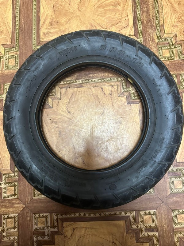 Шина 3,50-10