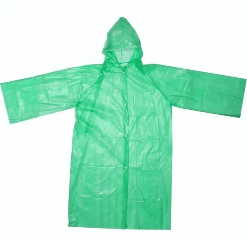 Плащ-дождевик с застежкой на кнопках