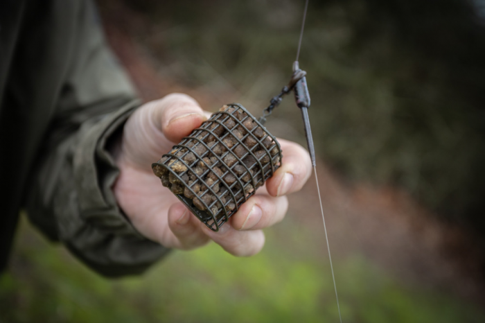 Кормушка фидерная RIVER CAGE - Small / 120g