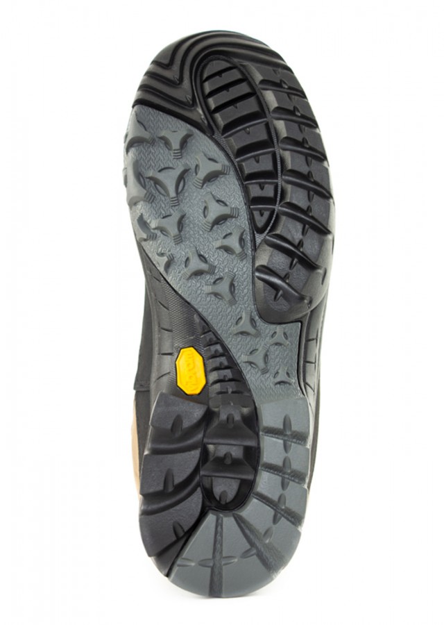 Треккинговые ботинки Dombay (Домбай) (Нубук, корич/черный)